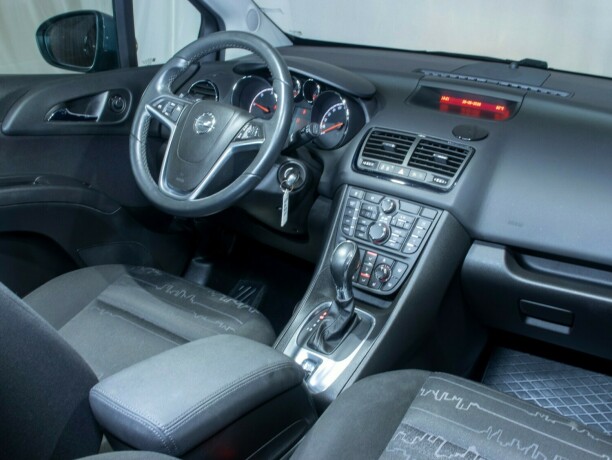 opel-meriva-diesel-2011-big-17