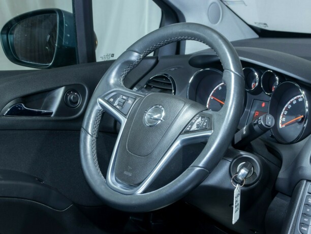 opel-meriva-diesel-2011-big-15