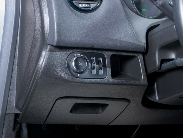 opel-meriva-diesel-2011-big-21