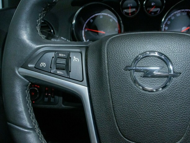opel-meriva-diesel-2011-big-25