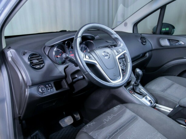 opel-meriva-diesel-2011-big-34