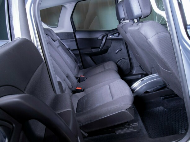 opel-meriva-diesel-2011-big-43