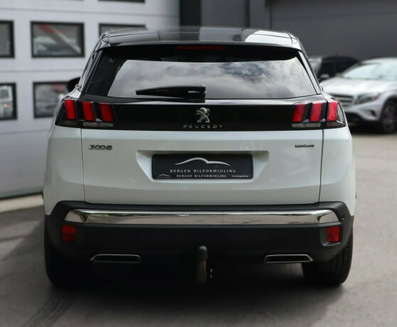 peugeot-3008-diesel-2017-big-5