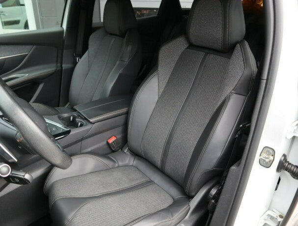 peugeot-3008-diesel-2017-big-12