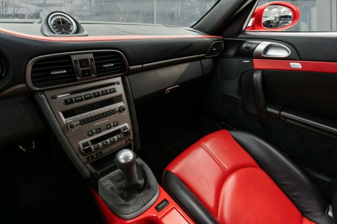 porsche-911-bensin-2007-big-43