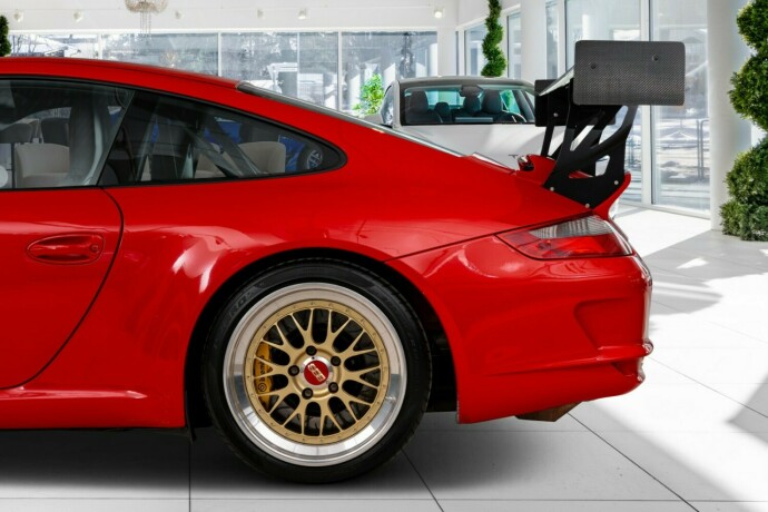 porsche-911-bensin-2007-big-32