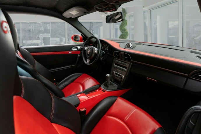 porsche-911-bensin-2007-big-68