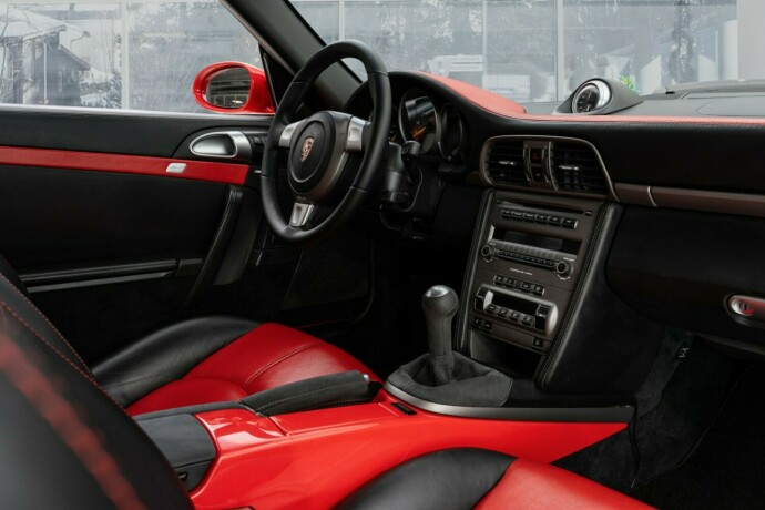 porsche-911-bensin-2007-big-64