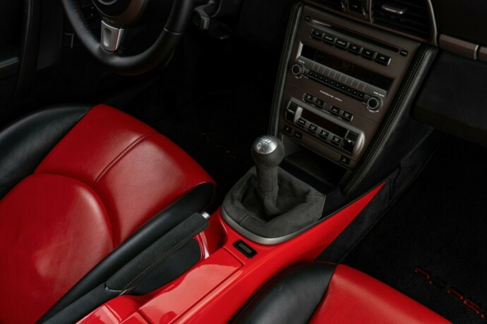 porsche-911-bensin-2007-big-65