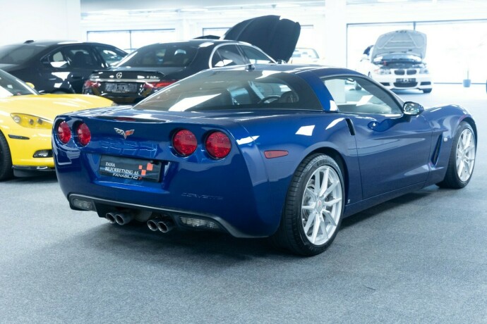 chevrolet-corvette-bensin-2005-big-2