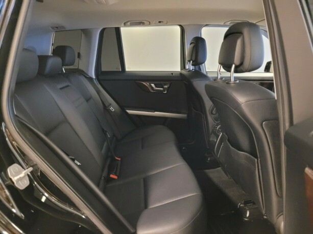 mercedes-benz-glk220-diesel-2011-big-15