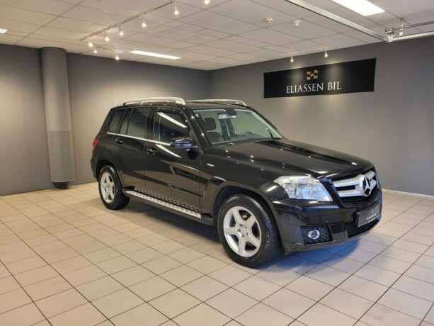 mercedes-benz-glk220-diesel-2011-big-0