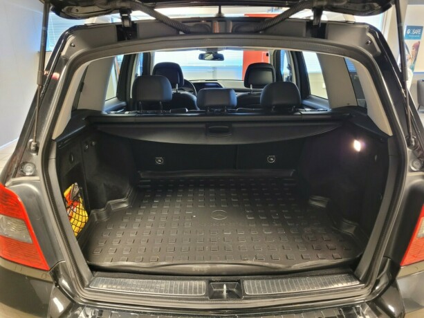 mercedes-benz-glk220-diesel-2011-big-17