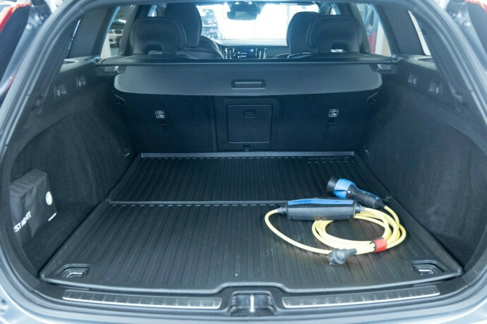 volvo-v60-elektrisitetbensin-2020-big-8