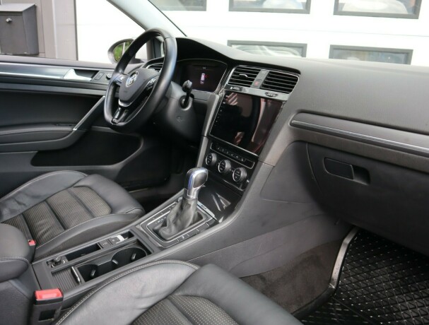 volkswagen-golf-elektrisitet-2019-big-10