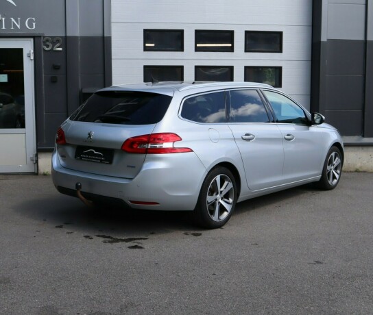 peugeot-308-diesel-2014-big-1