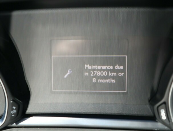 peugeot-308-diesel-2014-big-25