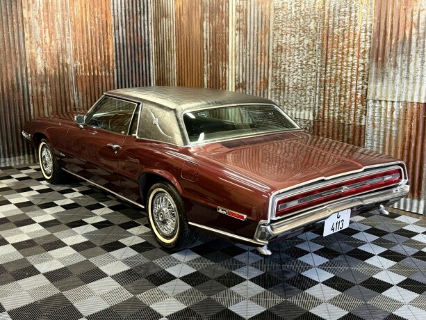 ford-thunderbird-1968-big-10