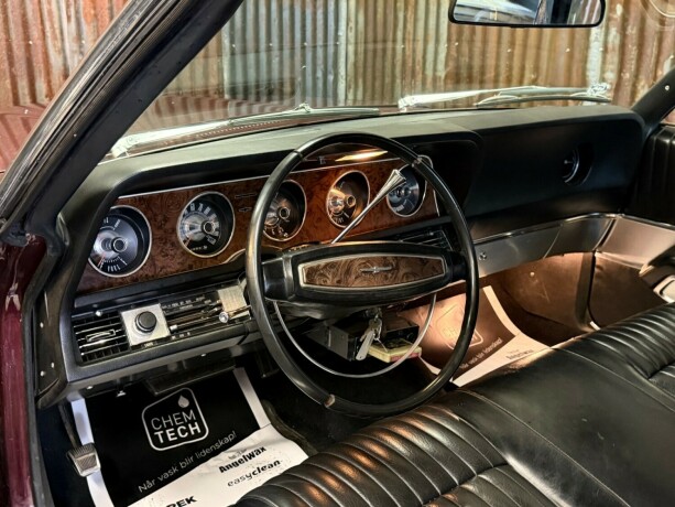 ford-thunderbird-1968-big-19
