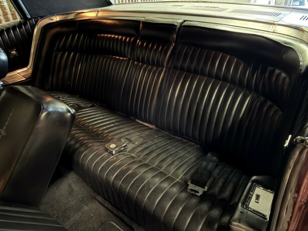 ford-thunderbird-1968-big-34