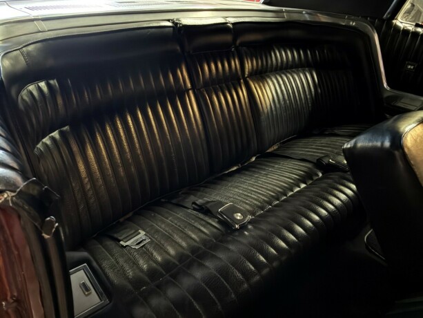 ford-thunderbird-1968-big-32