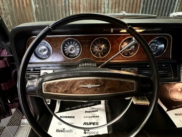 ford-thunderbird-1968-big-22