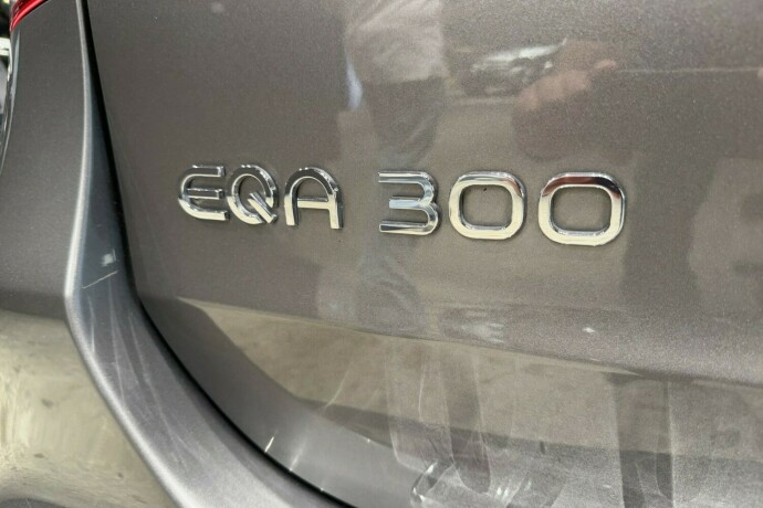mercedes-benz-eqa300-elektrisitet-2022-big-46