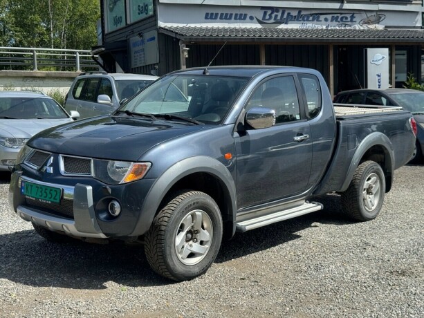 mitsubishi-l200-diesel-2007-big-0