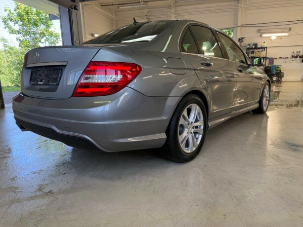mercedes-benz-c-klasse-diesel-2012-big-5