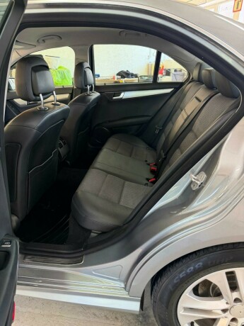 mercedes-benz-c-klasse-diesel-2012-big-13
