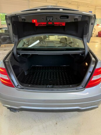 mercedes-benz-c-klasse-diesel-2012-big-9