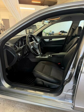 mercedes-benz-c-klasse-diesel-2012-big-11