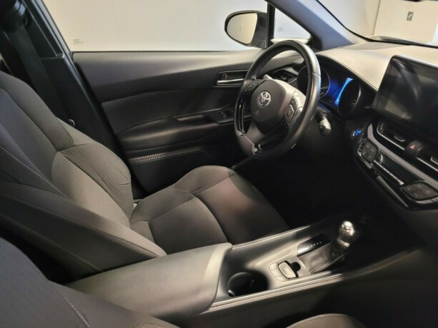 toyota-c-hr-elektrisitetbensin-2018-big-14