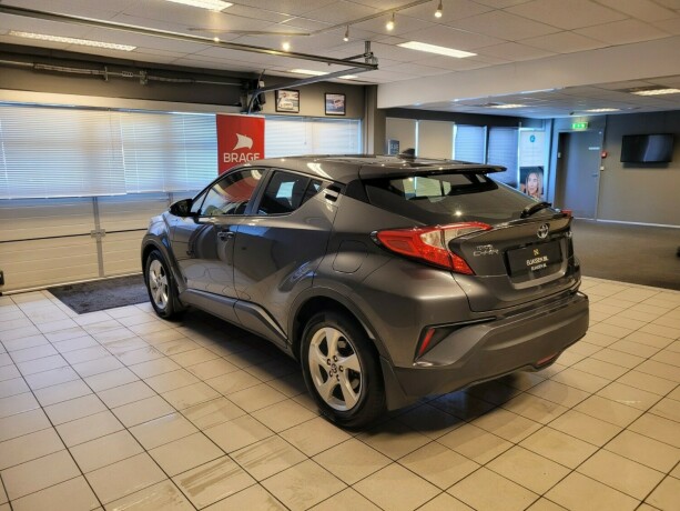 toyota-c-hr-elektrisitetbensin-2018-big-6