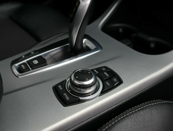 bmw-x3-diesel-2010-big-16