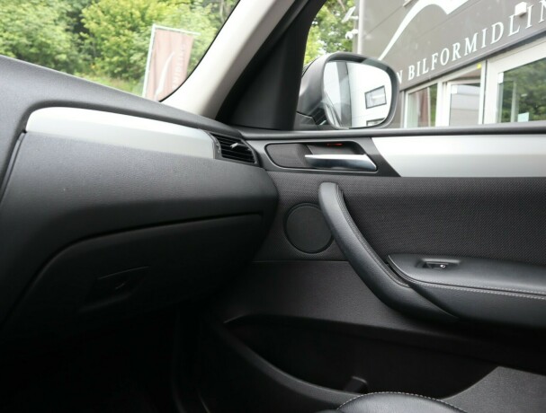 bmw-x3-diesel-2010-big-17