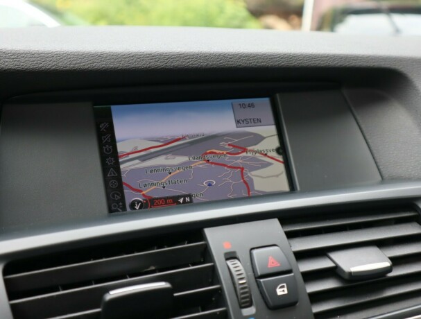 bmw-x3-diesel-2010-big-23