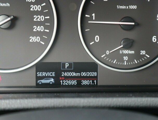 bmw-x3-diesel-2010-big-31