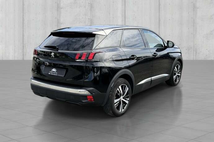 peugeot-3008-bensin-2018-big-4