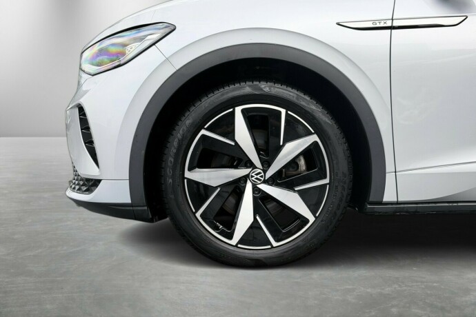 volkswagen-id4-gtx-elektrisitet-2022-big-2