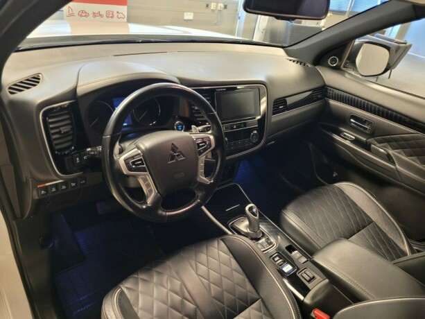 mitsubishi-outlander-plug-in-petrol-2019-big-20