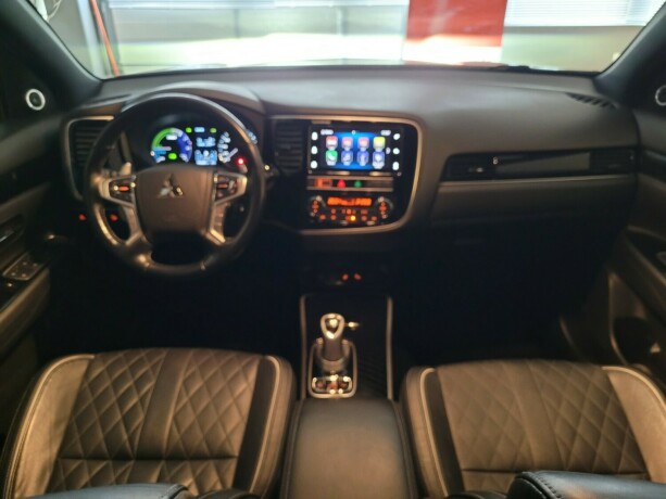 mitsubishi-outlander-plug-in-petrol-2019-big-26