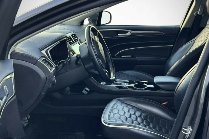 ford-mondeo-elektrisitetbensin-2019-big-9