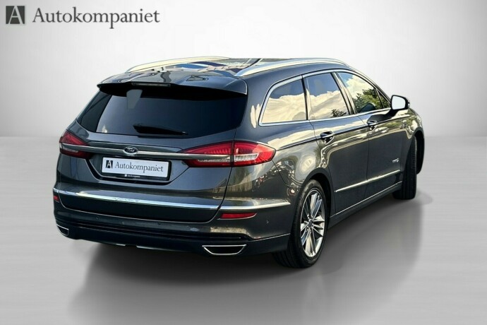 ford-mondeo-elektrisitetbensin-2019-big-1