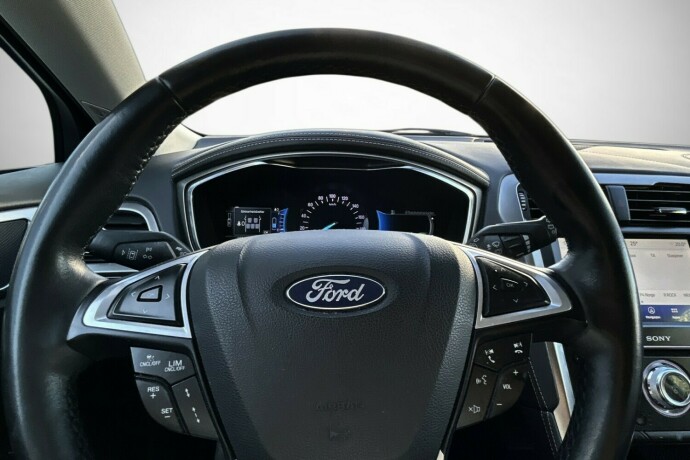 ford-mondeo-elektrisitetbensin-2019-big-8