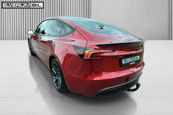 tesla-model-3-elektrisitet-2024-big-7