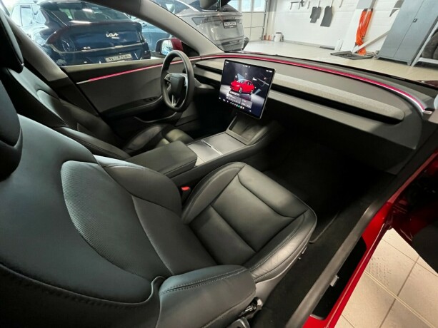 tesla-model-3-elektrisitet-2024-big-23