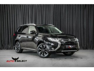 Mitsubishi | Outlander | Elektrisitet+bensin | 2017