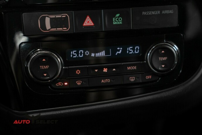 mitsubishi-outlander-elektrisitetbensin-2017-big-35
