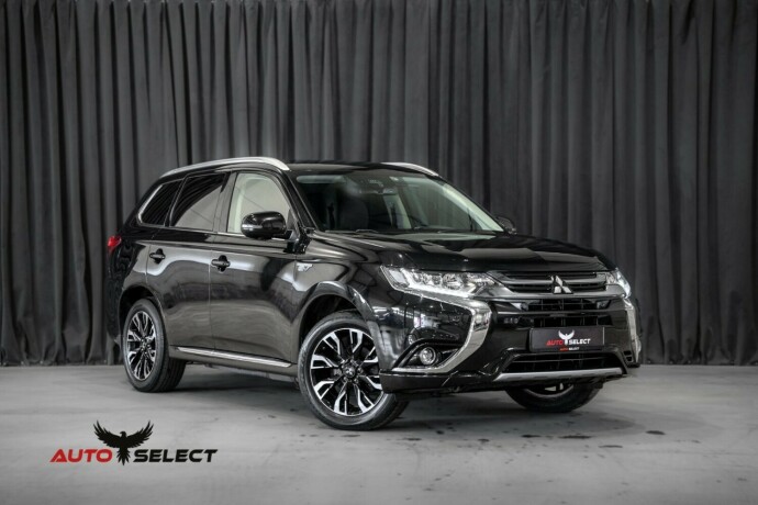 mitsubishi-outlander-elektrisitetbensin-2017-big-0